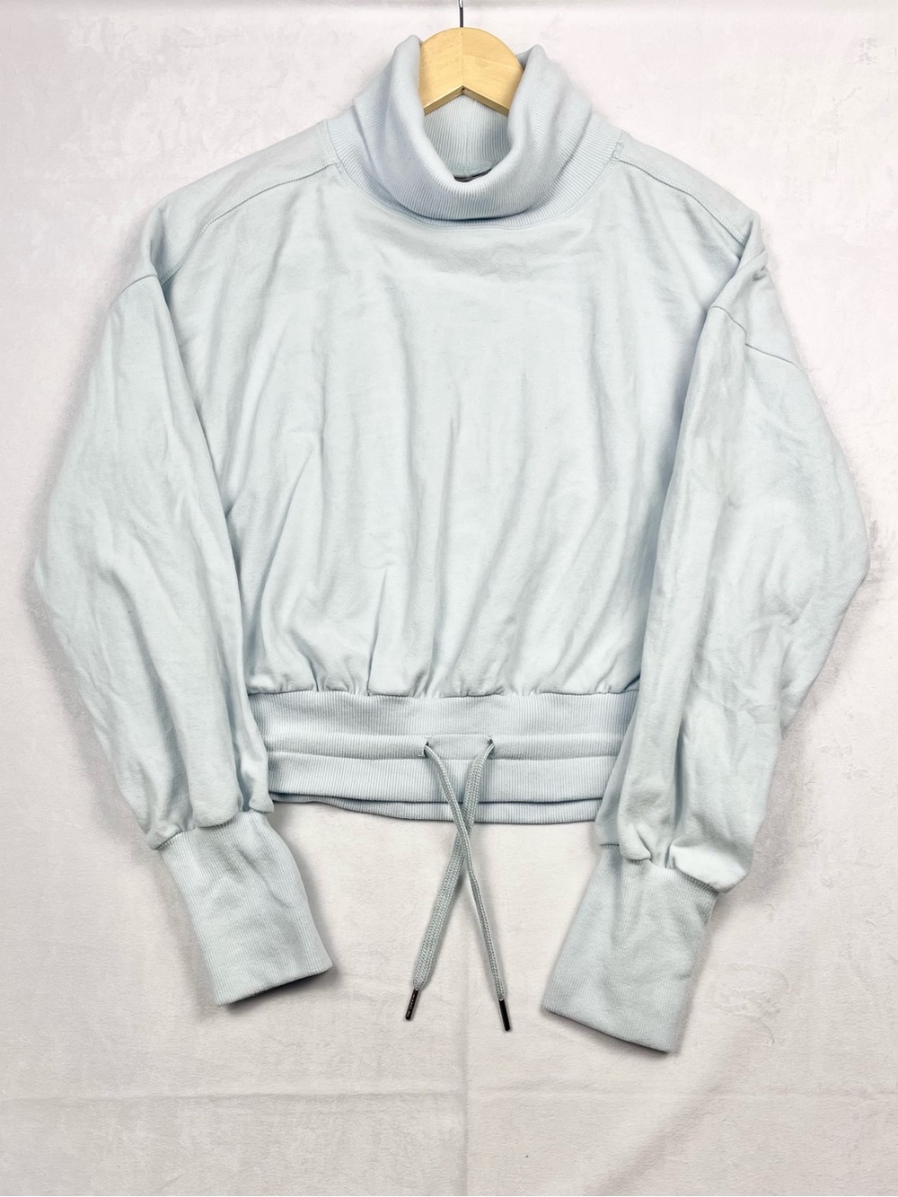 Sweaty Betty Pale Blue Cropped Funnel Neck Sweatshirt Size Medium